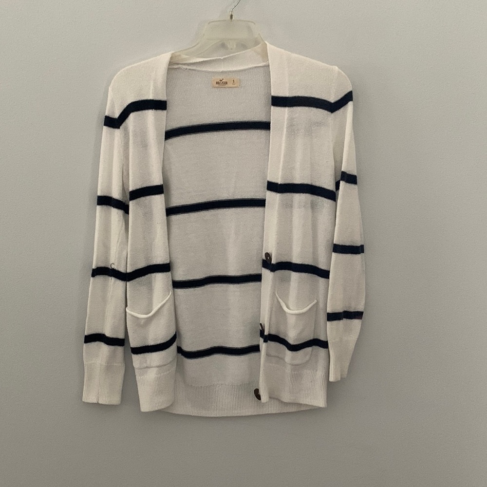Hollister cardigan